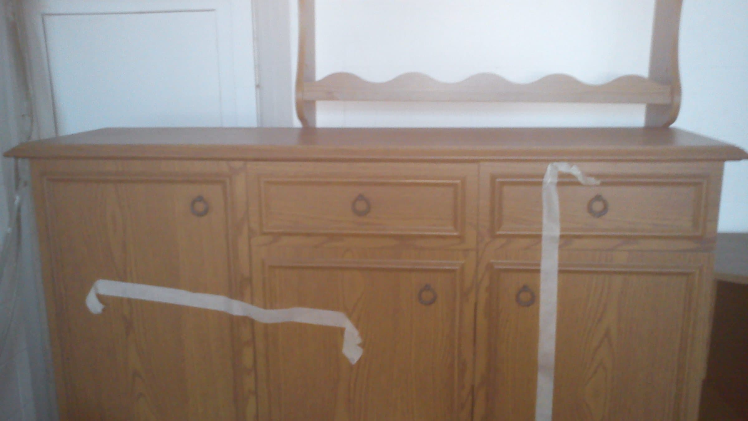 Holz-Sideboard aus dem Sachspendenlager von Sinai-Berg e. V.